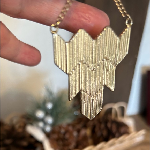 ADIA KIBUR GOLD STATEMENT CHEVRON EARRINGS FOR PIECED EARS . STUNNING STATEMENT - Picture 3 of 5